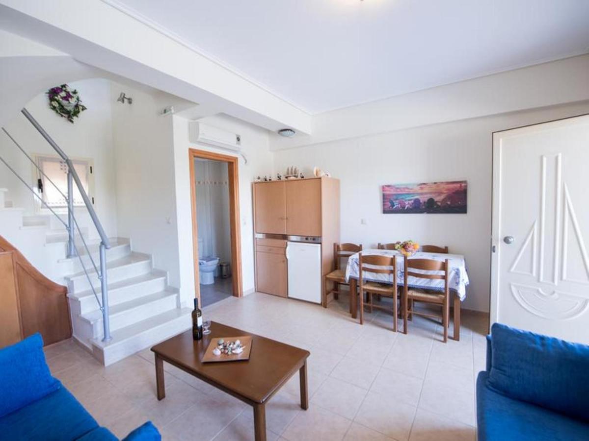 Manoleas Villas - Apartment 3 Stoúpa エクステリア 写真